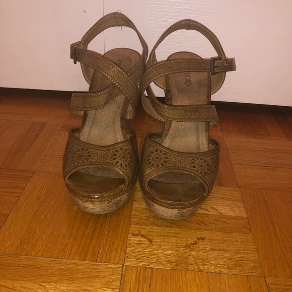 Summer Strap Wedge Heels - Picture 1 of 2